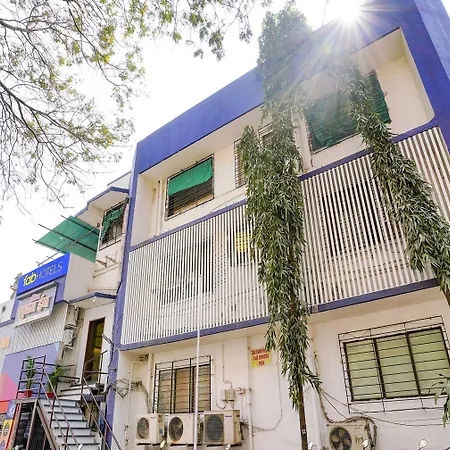 Fabhotel Shubham Inn-3